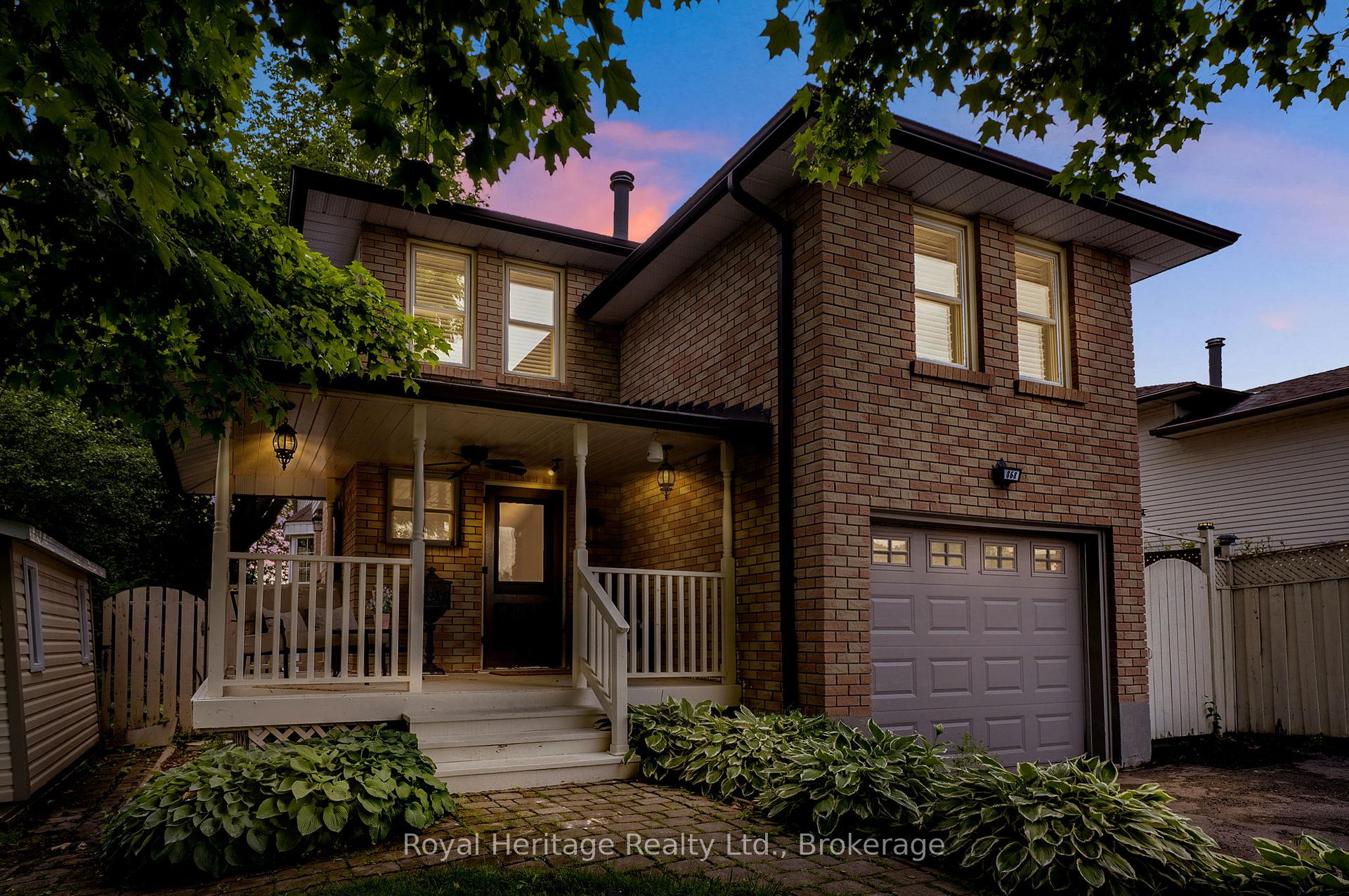 Photo 37 of 868 William Booth Crescent, Oshawa, Centennial — HOMEH