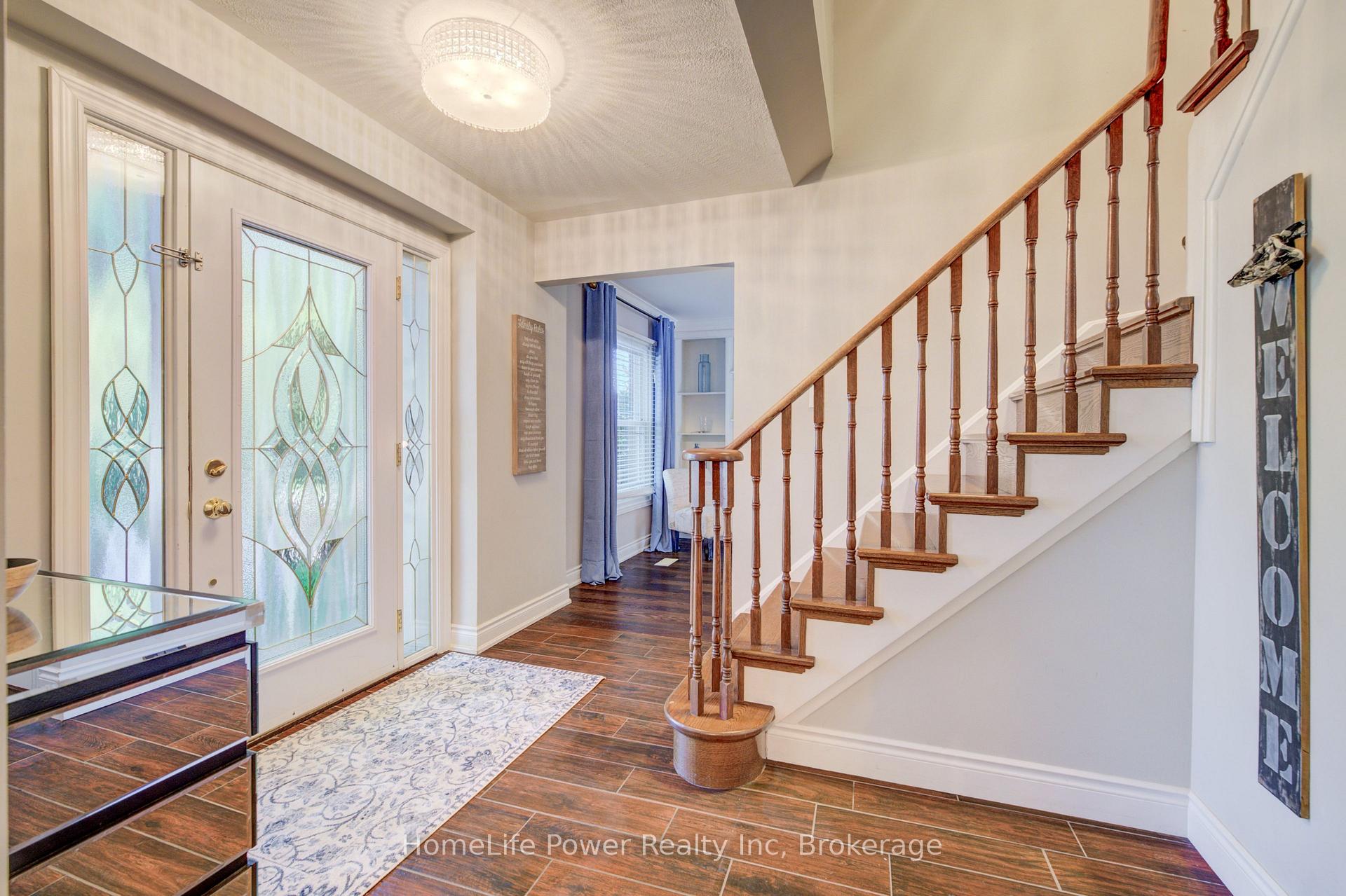 Photo 4 of 41 McNiven Road, Hamilton, Ancaster — HOMEH
