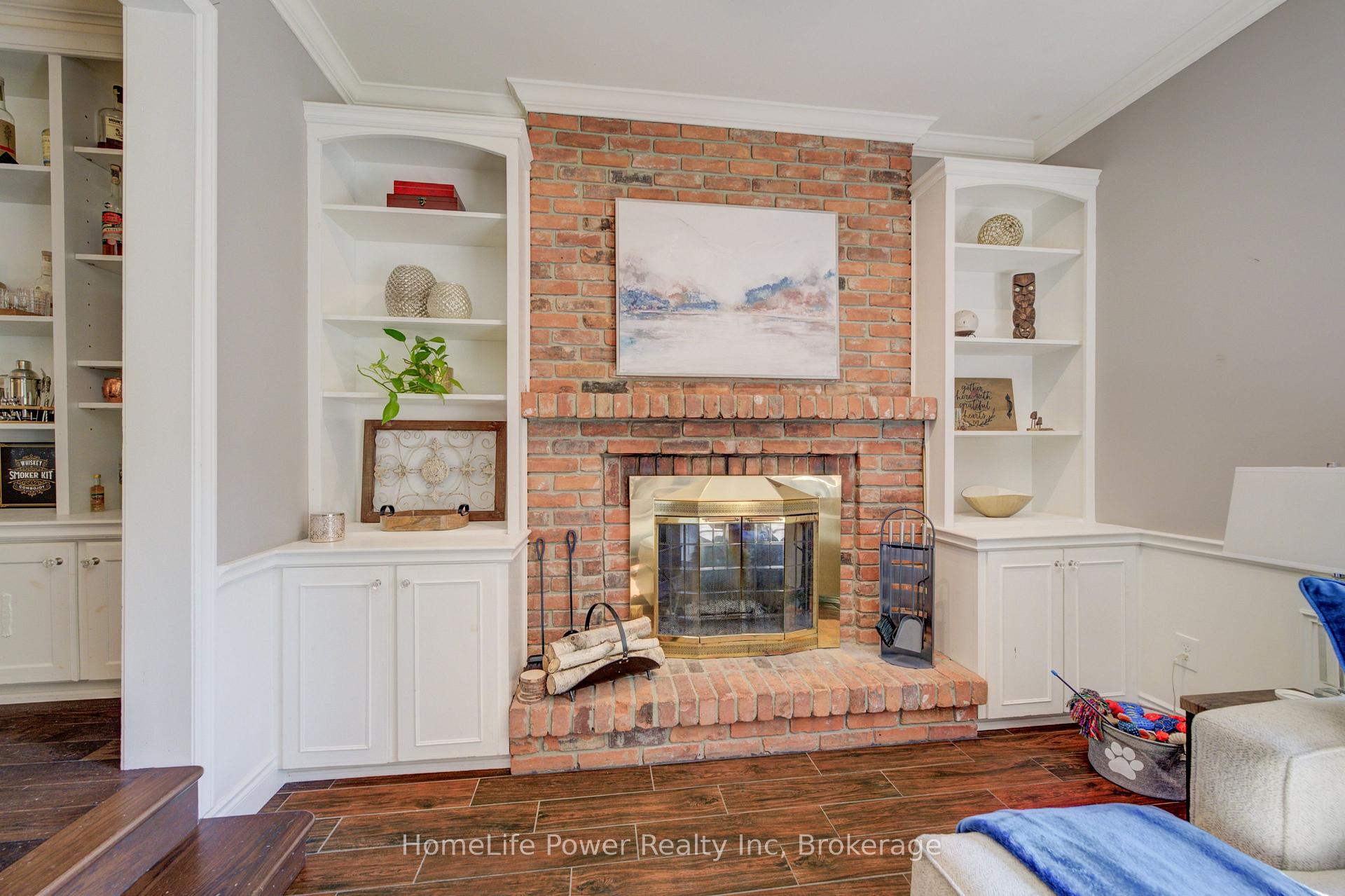 Photo 11 of 41 McNiven Road, Hamilton, Ancaster — HOMEH