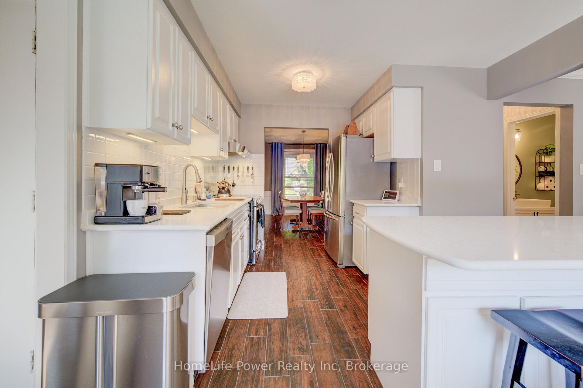 Photo 16 of 41 McNiven Road, Hamilton, Ancaster — HOMEH