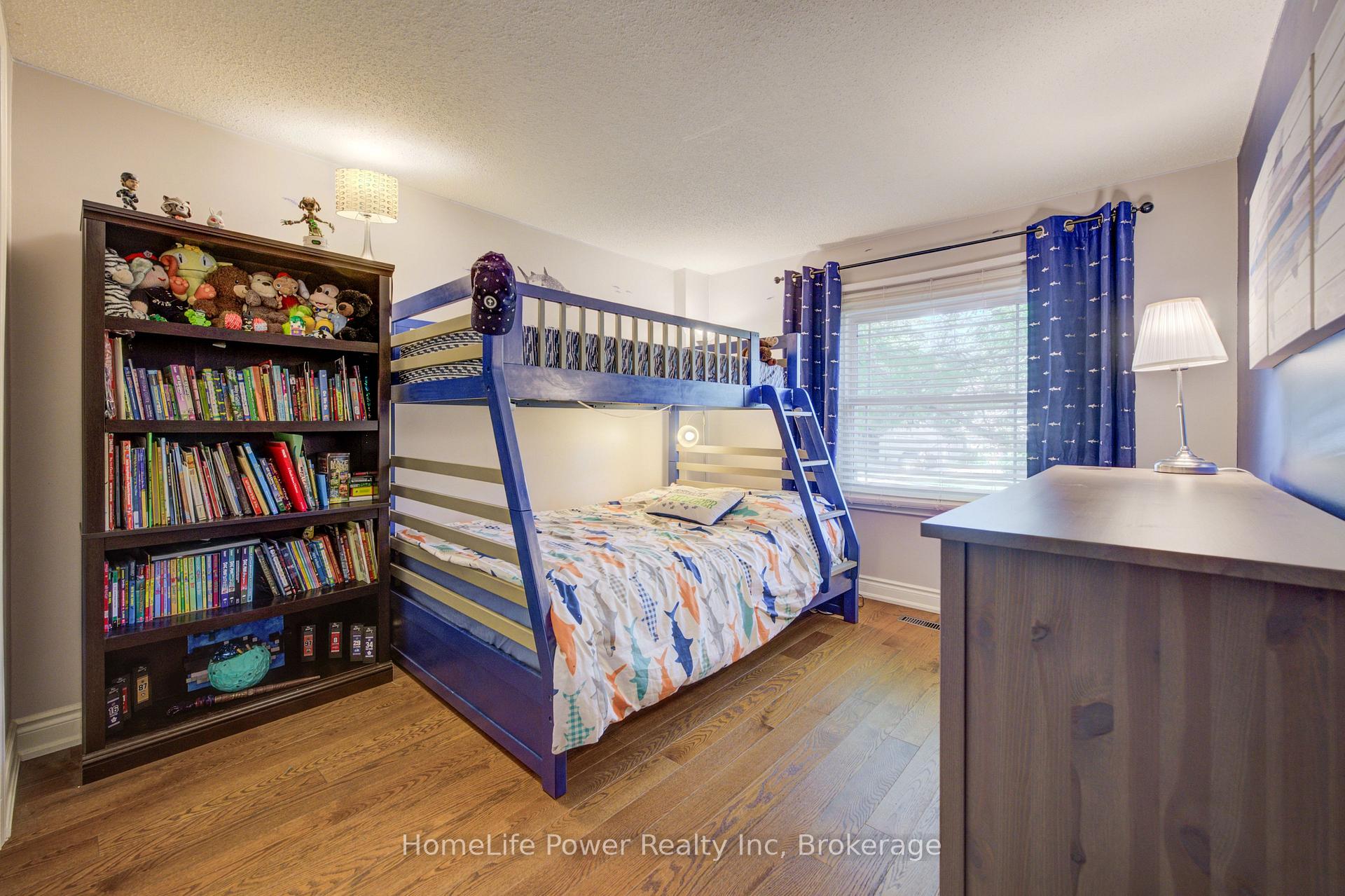 Photo 27 of 41 McNiven Road, Hamilton, Ancaster — HOMEH