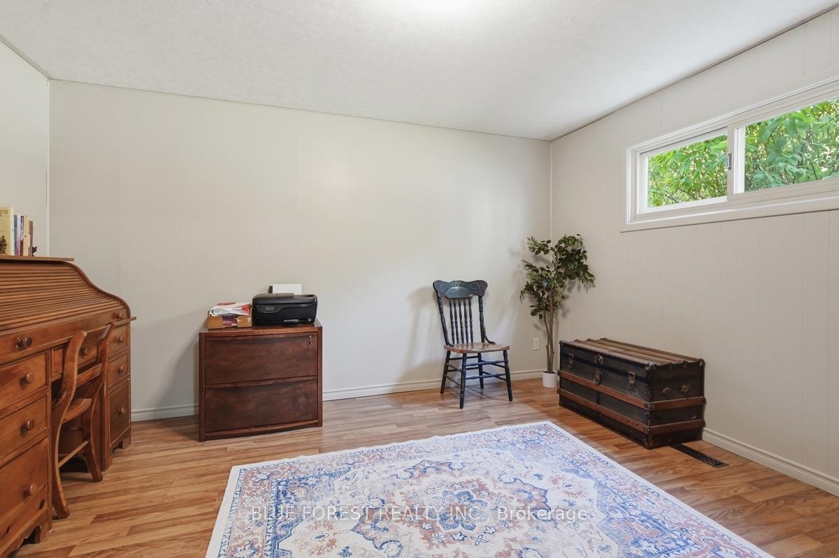 Photo 32 of 708 Headley Drive, London, North O — HOMEH