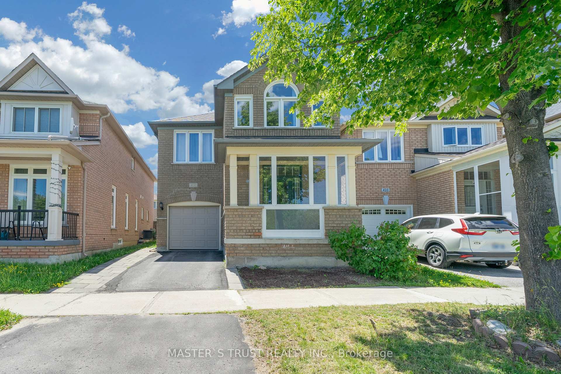 Photo 3 of 418 The Bridle Walk, Markham, Berczy — HOMEH