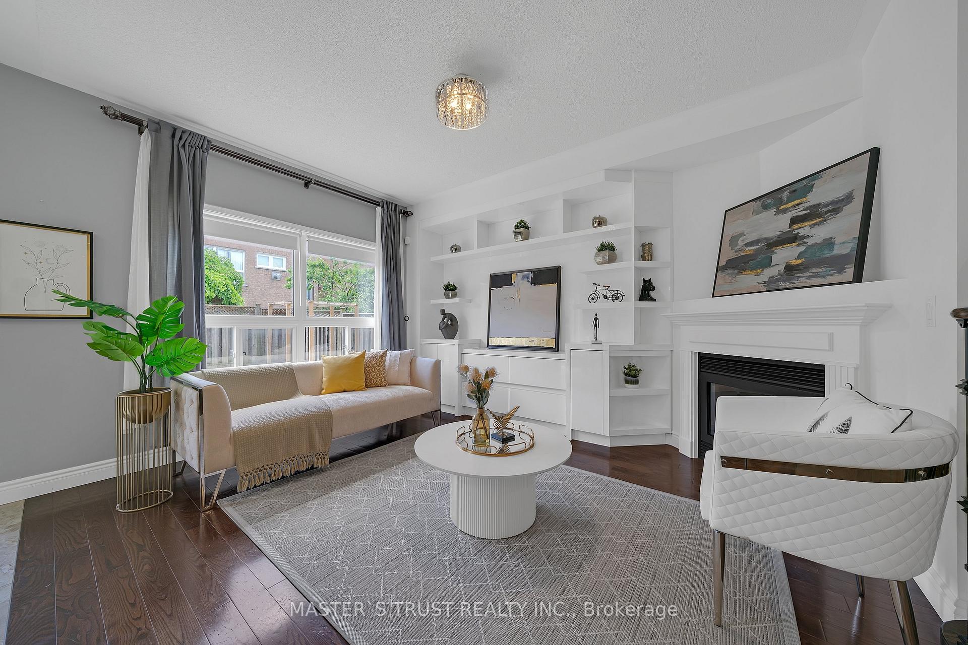 Photo 13 of 418 The Bridle Walk, Markham, Berczy — HOMEH