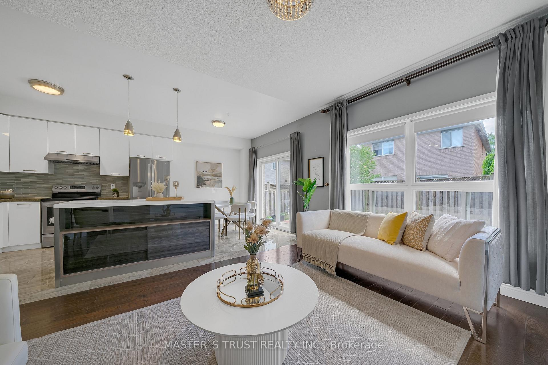 Photo 16 of 418 The Bridle Walk, Markham, Berczy — HOMEH