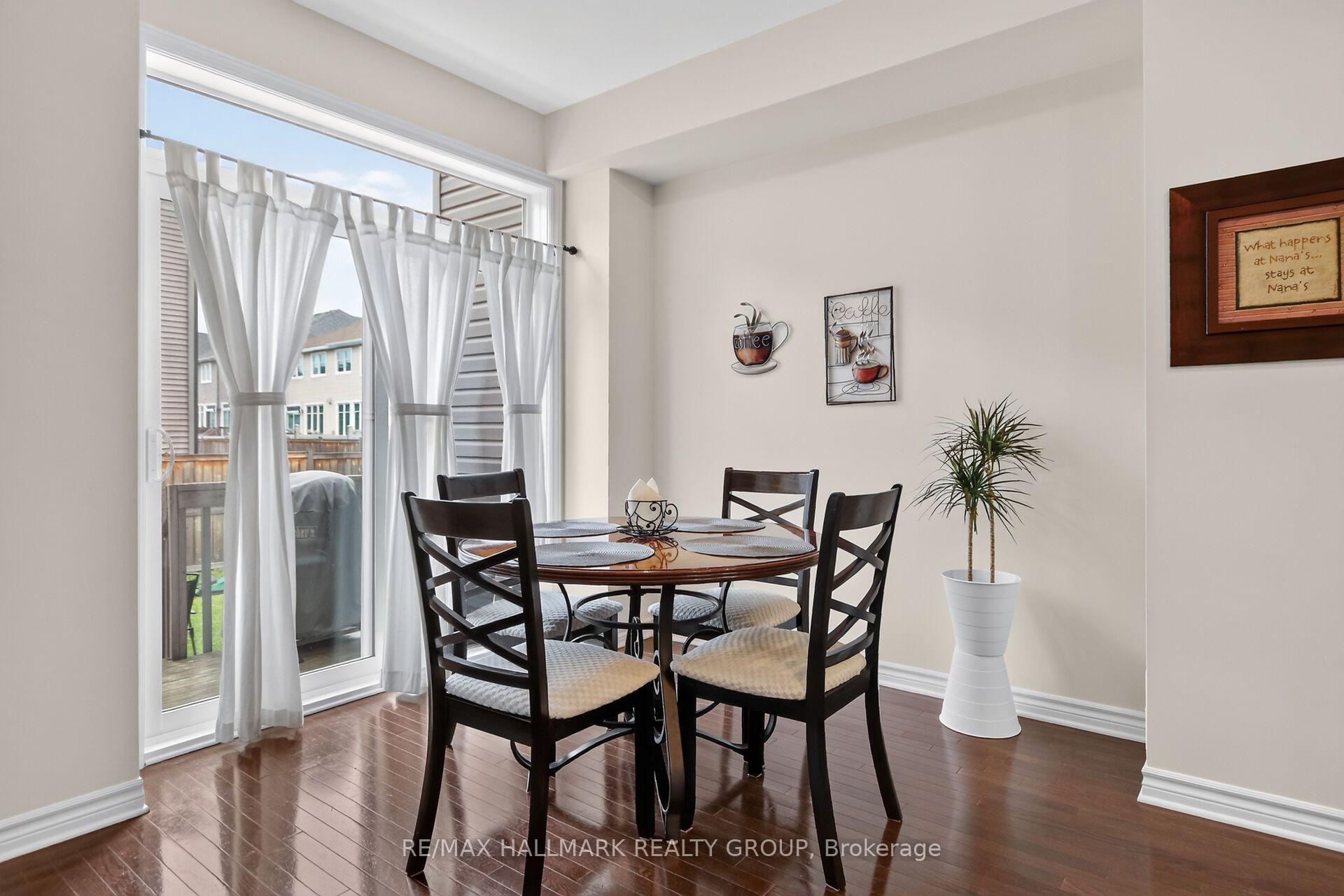 Photo 10 of 357 Barrett Farm Drive, Ottawa, Blossom Park/Kemp Park/Findlay Creek — HOMEH