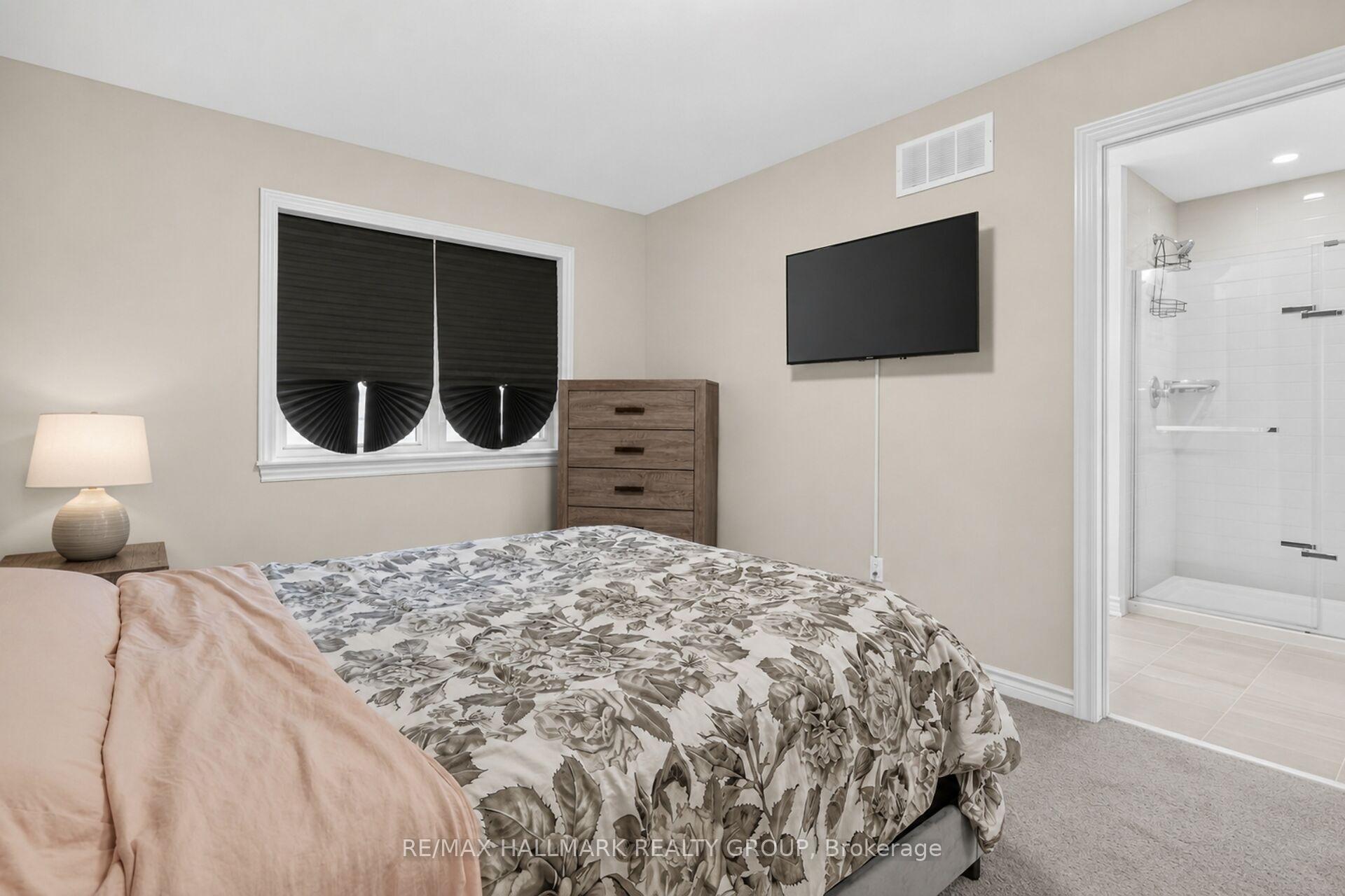 Photo 18 of 357 Barrett Farm Drive, Ottawa, Blossom Park/Kemp Park/Findlay Creek — HOMEH