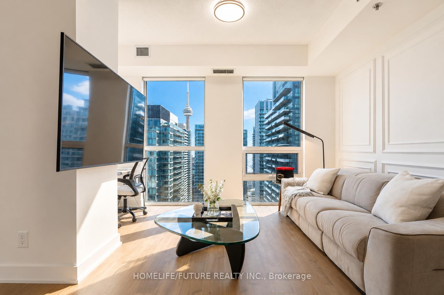 Front of Unit 3805, 318 Richmond Street W