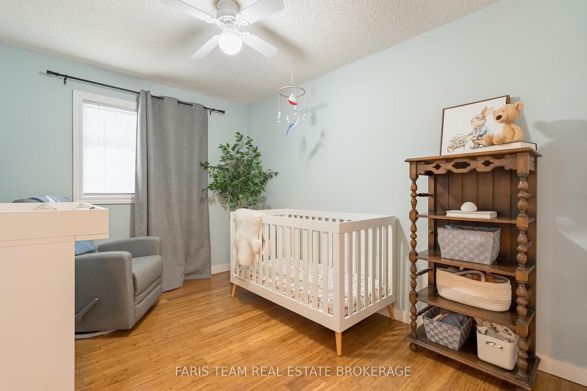 Photo 16 of 44 Hadden Crescent, Barrie, Cundles East — HOMEH