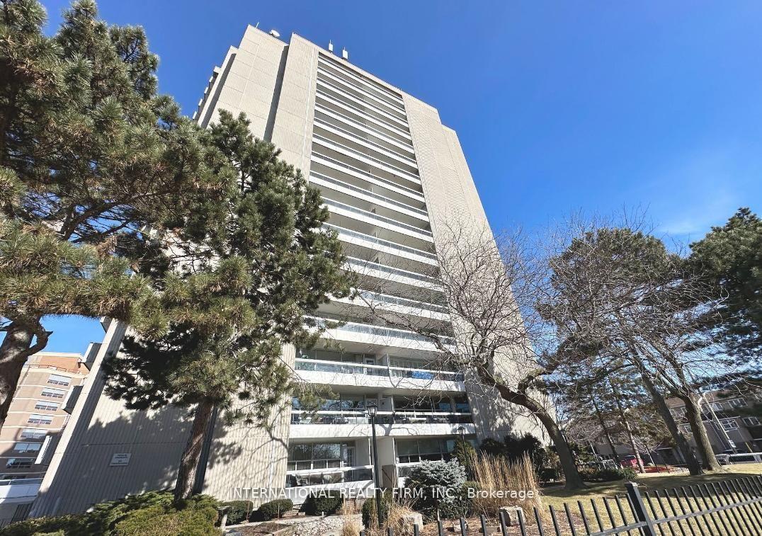 Photo 1 of Unit 408, 2263 Marine Drive, Oakville, Bronte — HOMEH