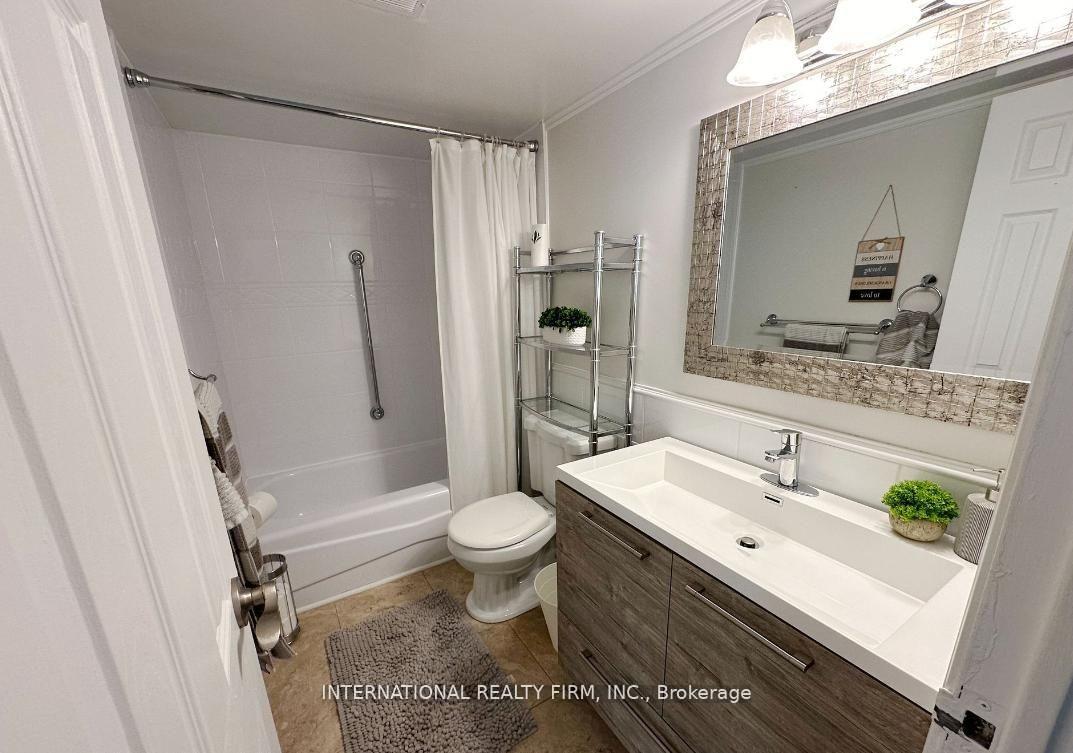 Photo 9 of Unit 408, 2263 Marine Drive, Oakville, Bronte — HOMEH