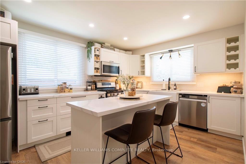 Photo 7 of 6207 Kirkland Drive, Niagara Falls, West Wood — HOMEH