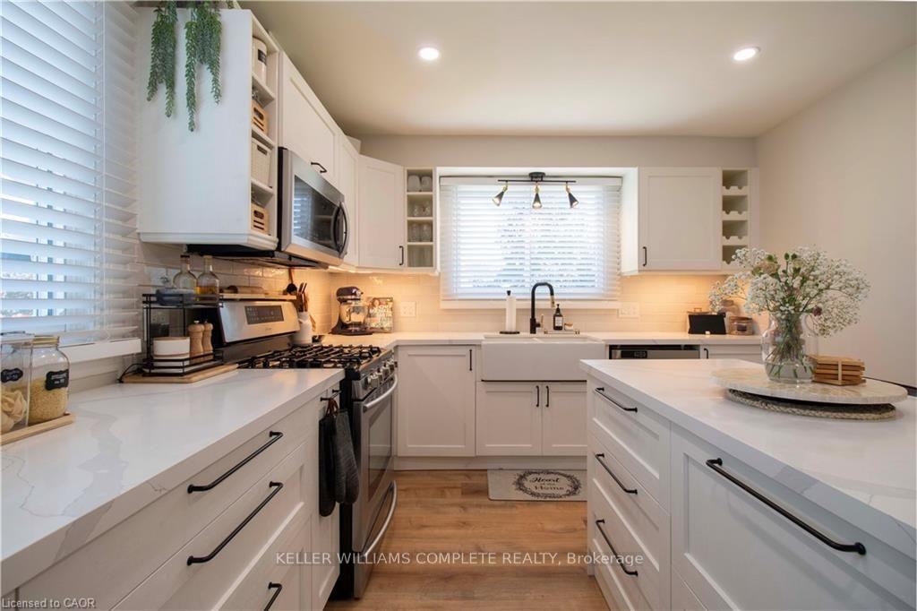 Photo 9 of 6207 Kirkland Drive, Niagara Falls, West Wood — HOMEH