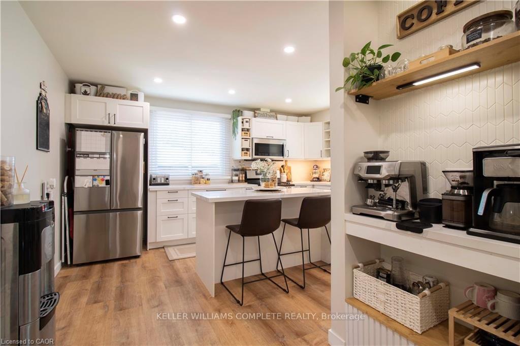 Photo 14 of 6207 Kirkland Drive, Niagara Falls, West Wood — HOMEH