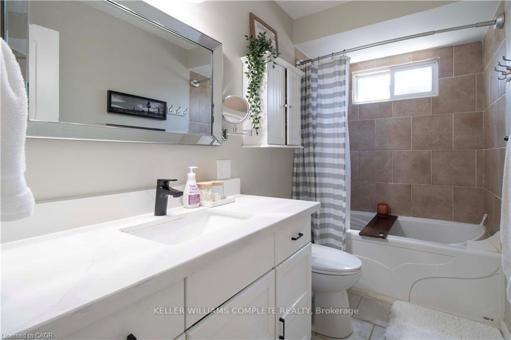 Photo 25 of 6207 Kirkland Drive, Niagara Falls, West Wood — HOMEH