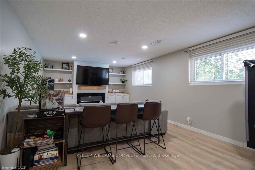 Photo 26 of 6207 Kirkland Drive, Niagara Falls, West Wood — HOMEH