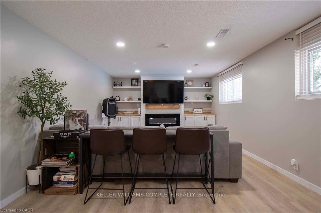 Photo 27 of 6207 Kirkland Drive, Niagara Falls, West Wood — HOMEH