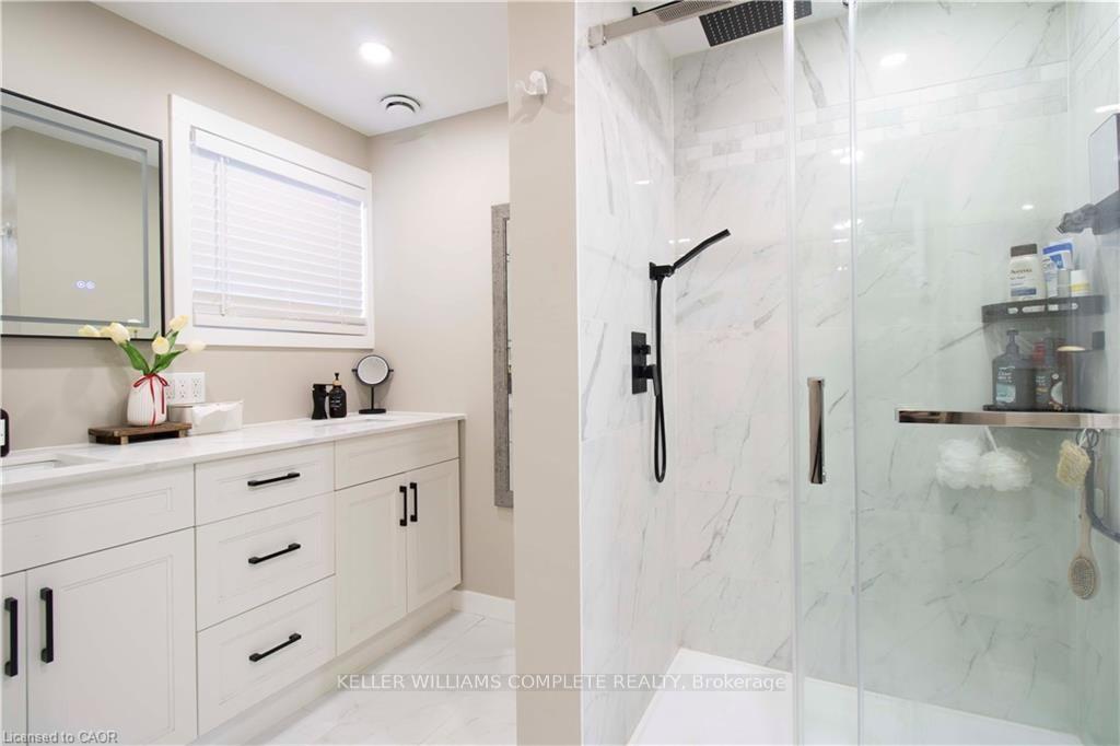 Photo 32 of 6207 Kirkland Drive, Niagara Falls, West Wood — HOMEH