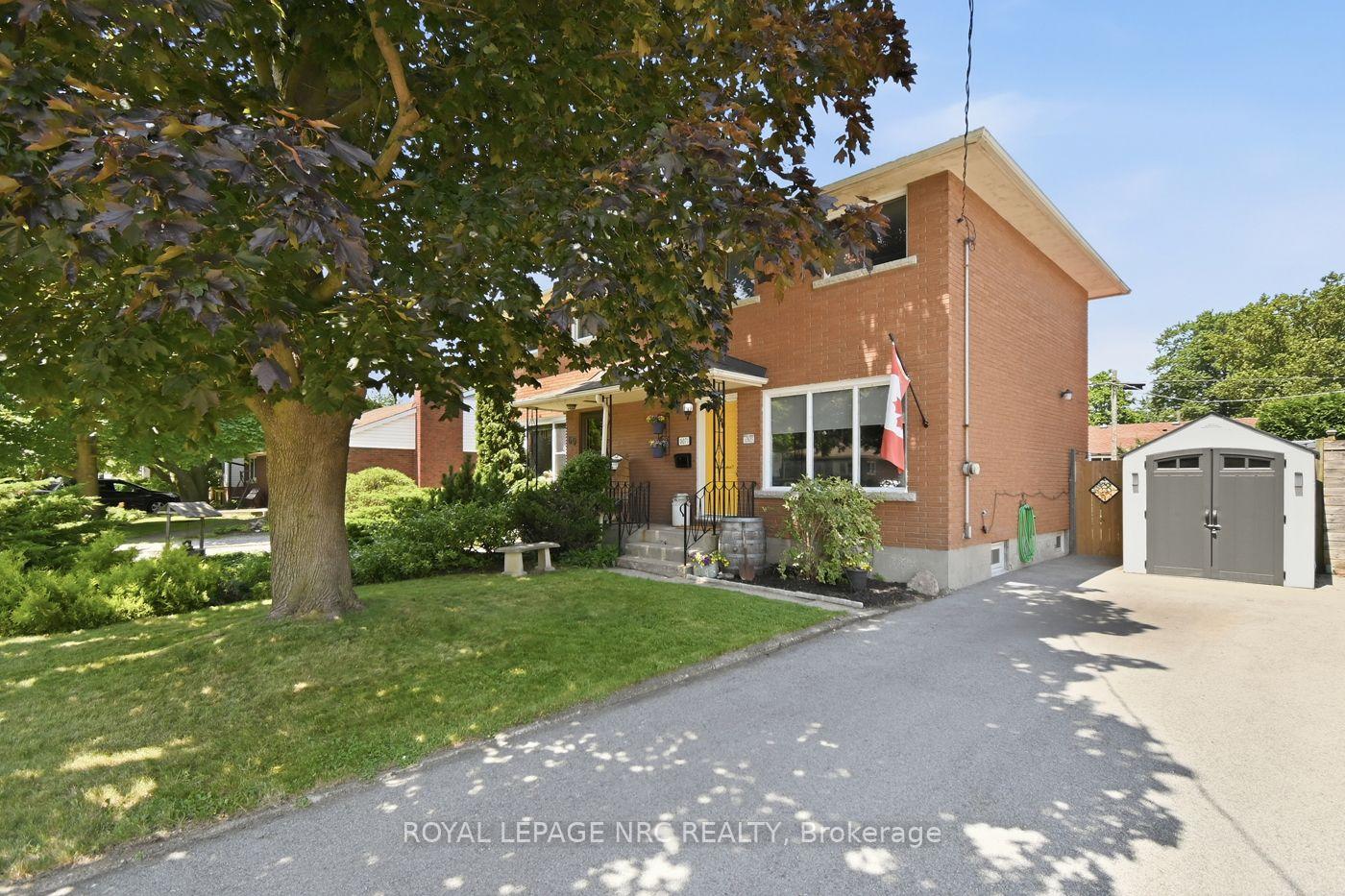 Photo 1 of 71 Wildwood Road, St. Catharines, Port Weller — HOMEH