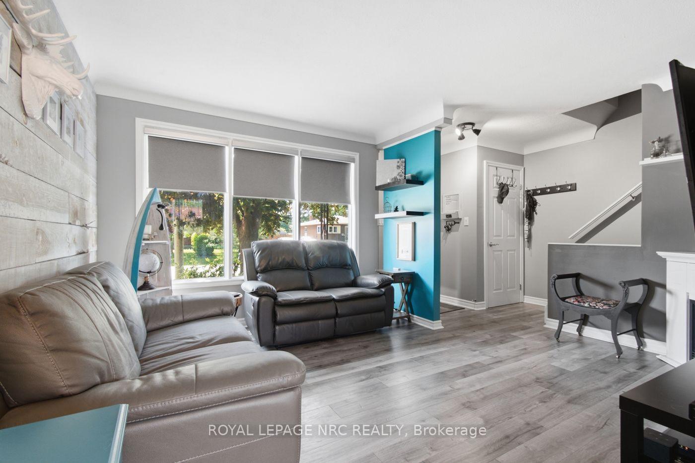 Photo 4 of 71 Wildwood Road, St. Catharines, Port Weller — HOMEH