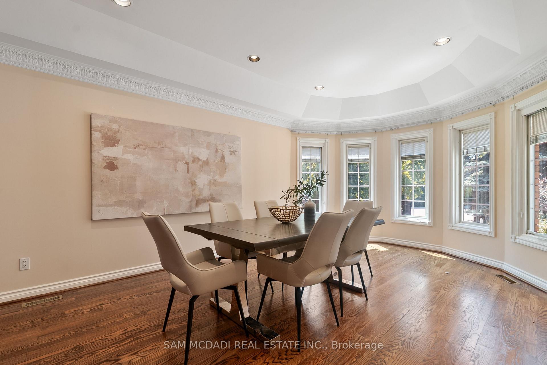 Photo 5 of 2339 Glengarry Road, Mississauga, Erindale — HOMEH