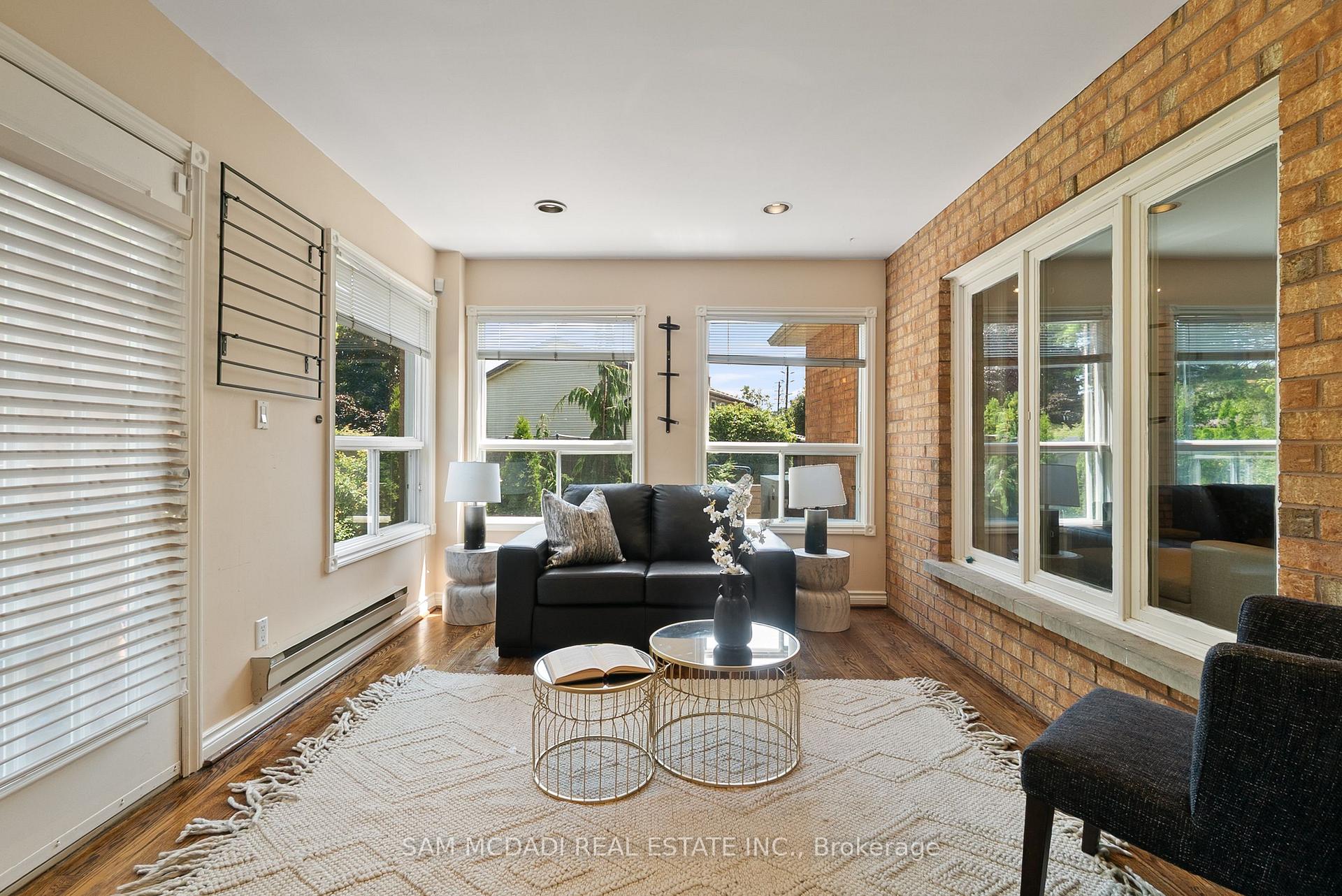 Photo 9 of 2339 Glengarry Road, Mississauga, Erindale — HOMEH