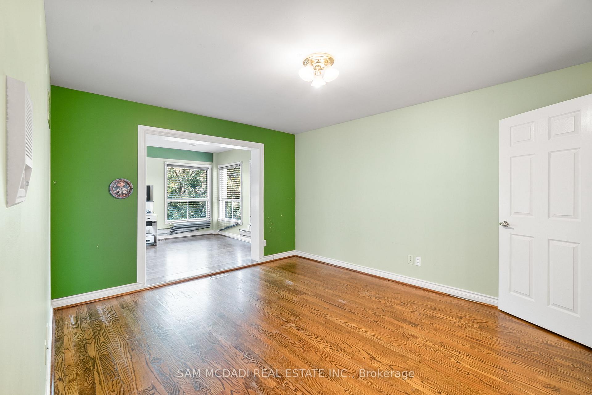 Photo 20 of 2339 Glengarry Road, Mississauga, Erindale — HOMEH