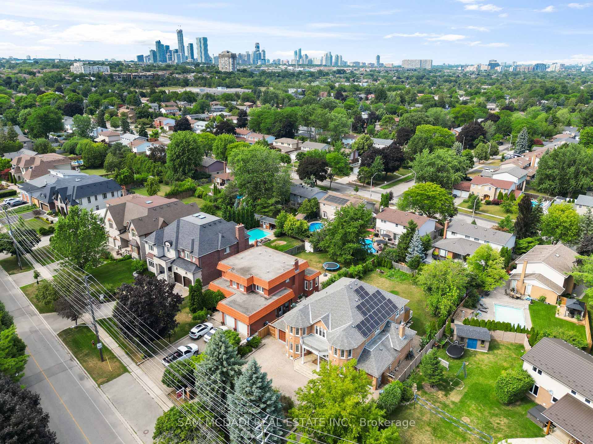 Photo 48 of 2339 Glengarry Road, Mississauga, Erindale — HOMEH