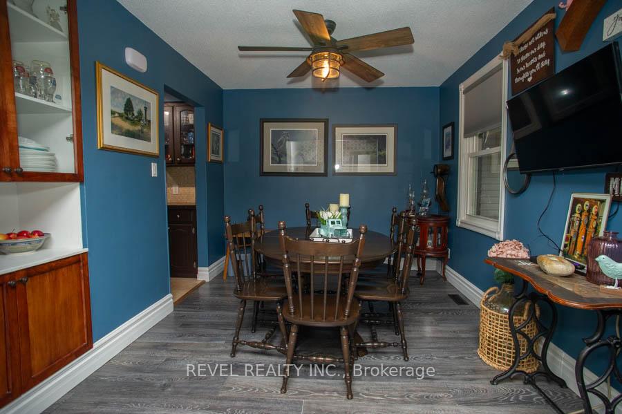 Photo 8 of 102 Century Hill Drive, Kitchener, Country Hills — HOMEH