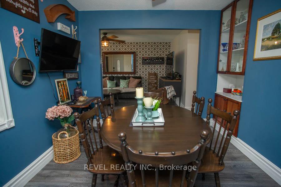 Photo 9 of 102 Century Hill Drive, Kitchener, Country Hills — HOMEH