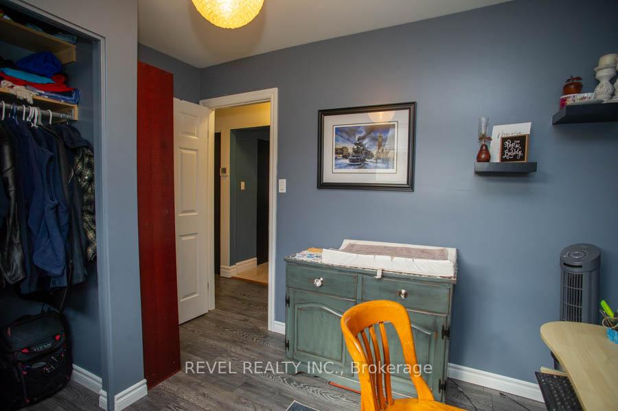 Photo 17 of 102 Century Hill Drive, Kitchener, Country Hills — HOMEH