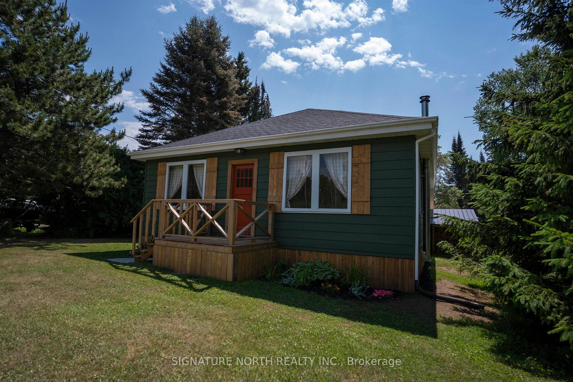 Photo 2 of 2305 Lakeshore Drive, Shuniah — HOMEH