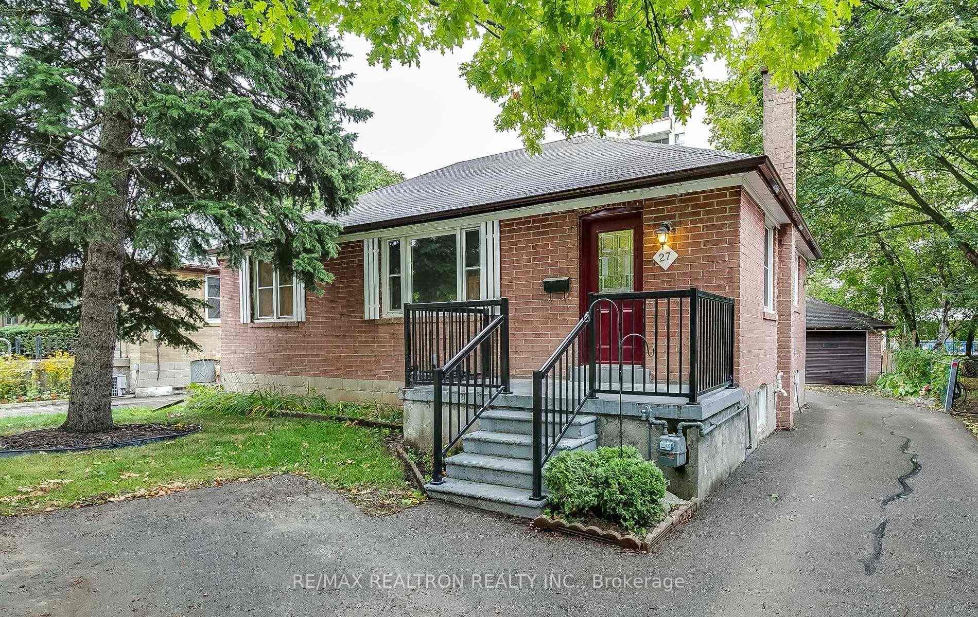 Photo 2 of 27 Highland Park, Markham, Grandview — HOMEH