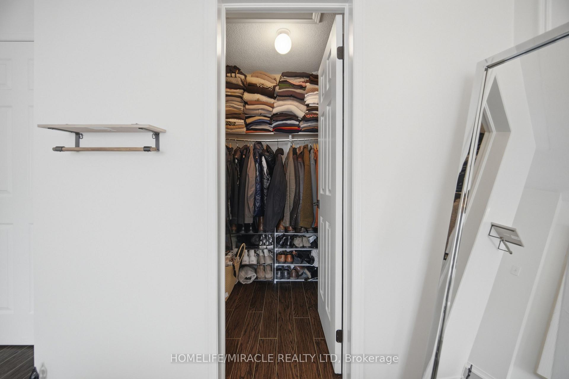 Photo 28 of 37 Lacebark Court, Brampton, Sandringham-Wellington — HOMEH