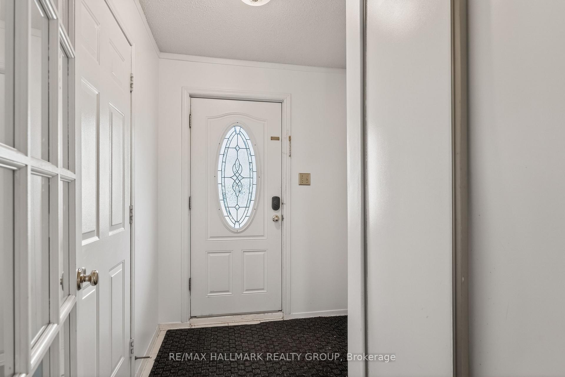 Photo 9 of 1769 Bromont Way, Ottawa, Chateauneuf — HOMEH