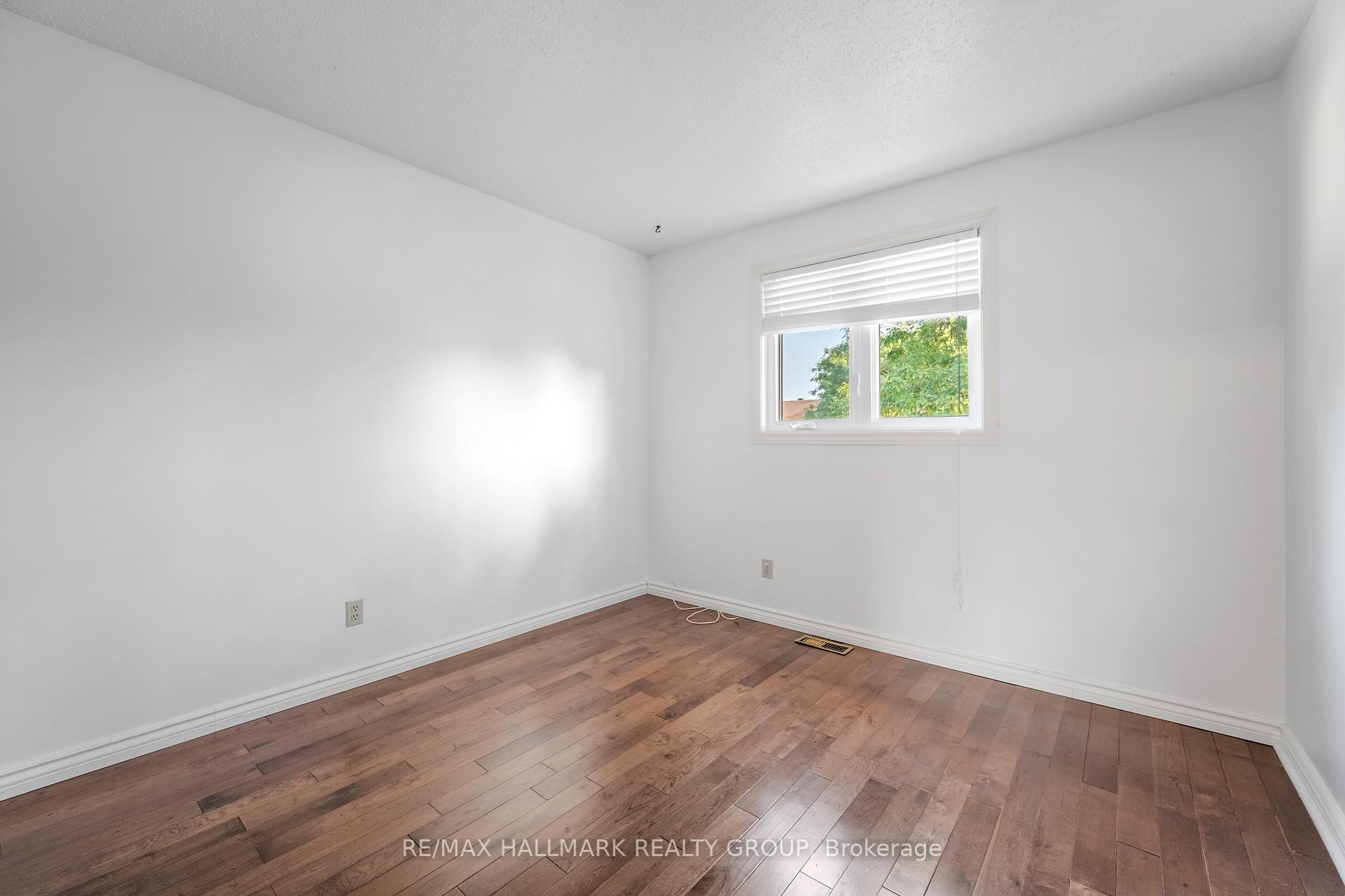 Photo 39 of 1769 Bromont Way, Ottawa, Chateauneuf — HOMEH