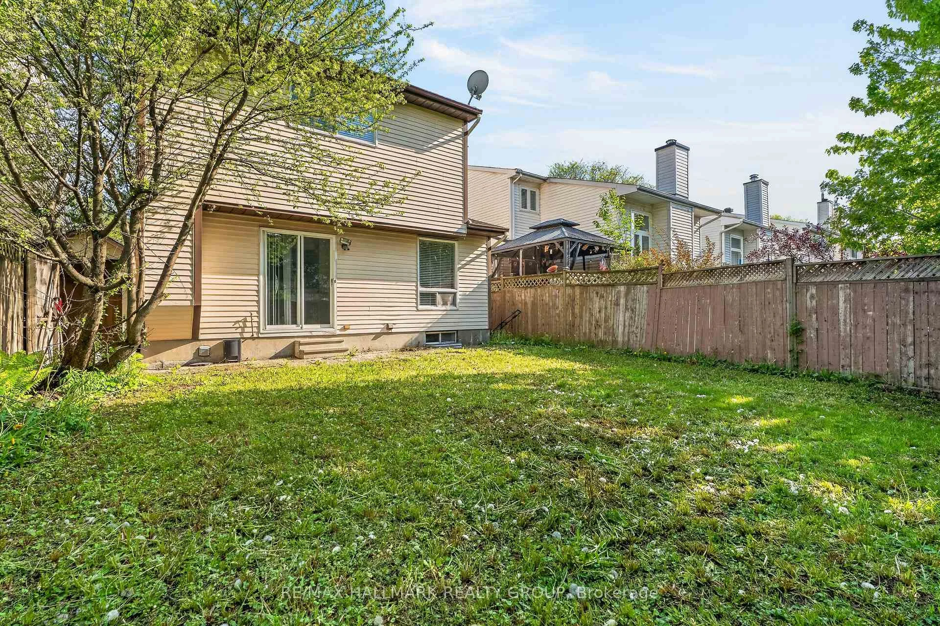 Photo 54 of 1769 Bromont Way, Ottawa, Chateauneuf — HOMEH