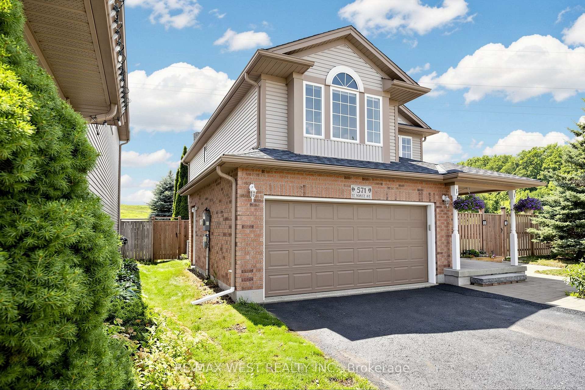 Photo 1 of 571 St Moritz Avenue, Waterloo, Clair Hills — HOMEH
