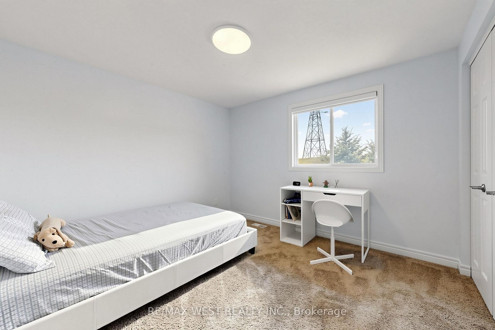 Photo 43 of 571 St Moritz Avenue, Waterloo, Clair Hills — HOMEH