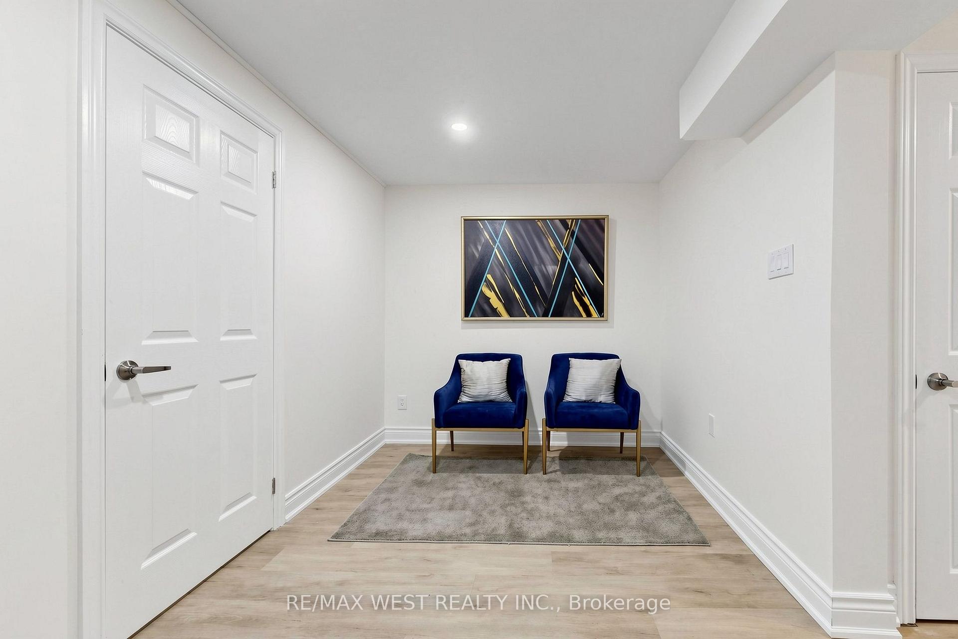 Photo 28 of 571 St Moritz Avenue, Waterloo, Clair Hills — HOMEH