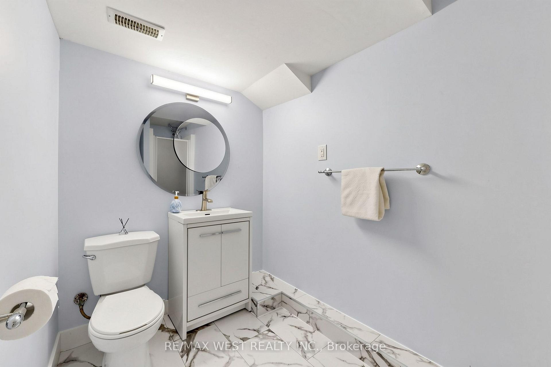 Photo 32 of 571 St Moritz Avenue, Waterloo, Clair Hills — HOMEH