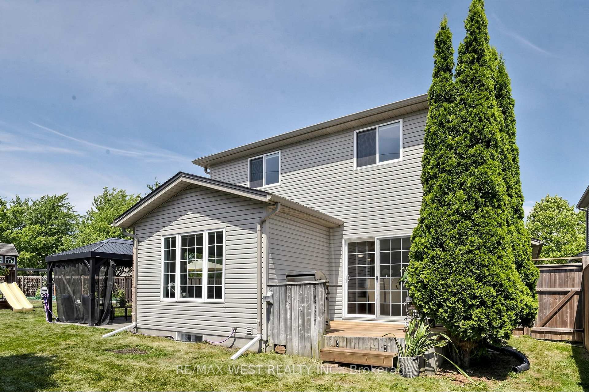 Photo 35 of 571 St Moritz Avenue, Waterloo, Clair Hills — HOMEH