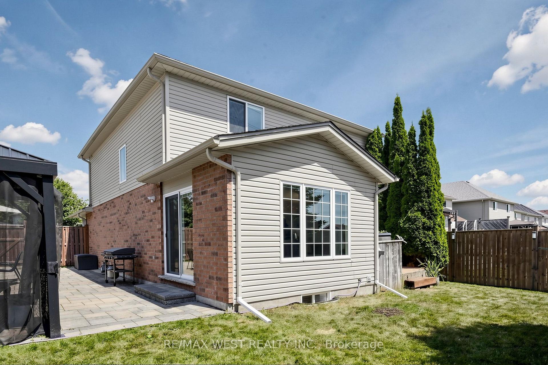 Photo 36 of 571 St Moritz Avenue, Waterloo, Clair Hills — HOMEH
