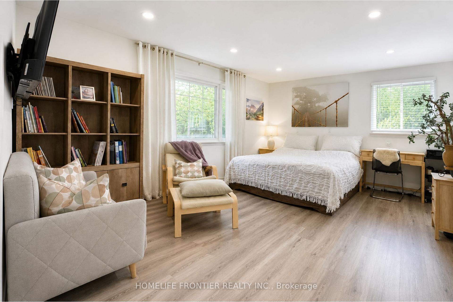 Photo 1 of 634 Gorham Street, Newmarket, Gorham-College Manor — HOMEH
