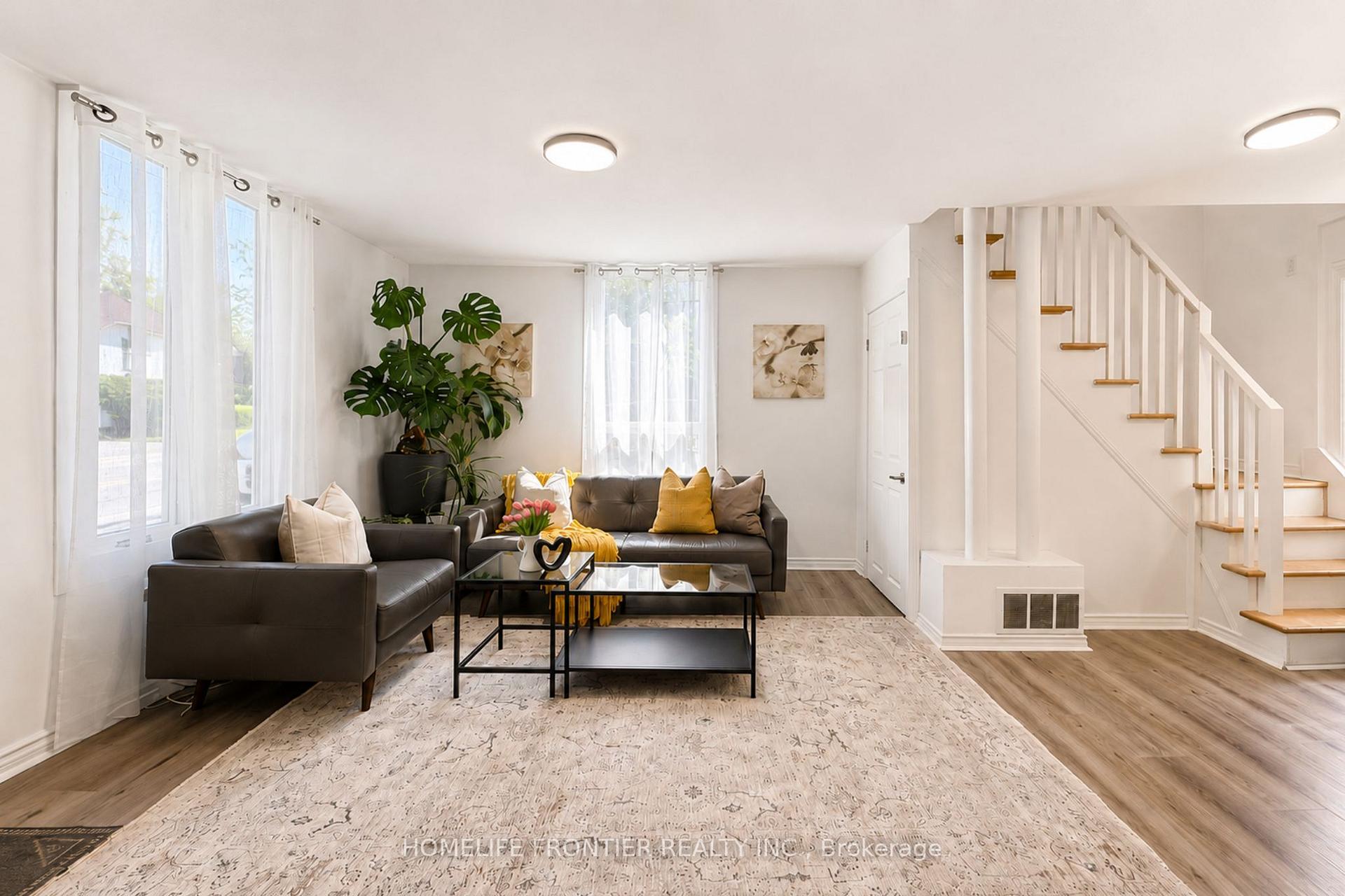 Photo 5 of 634 Gorham Street, Newmarket, Gorham-College Manor — HOMEH