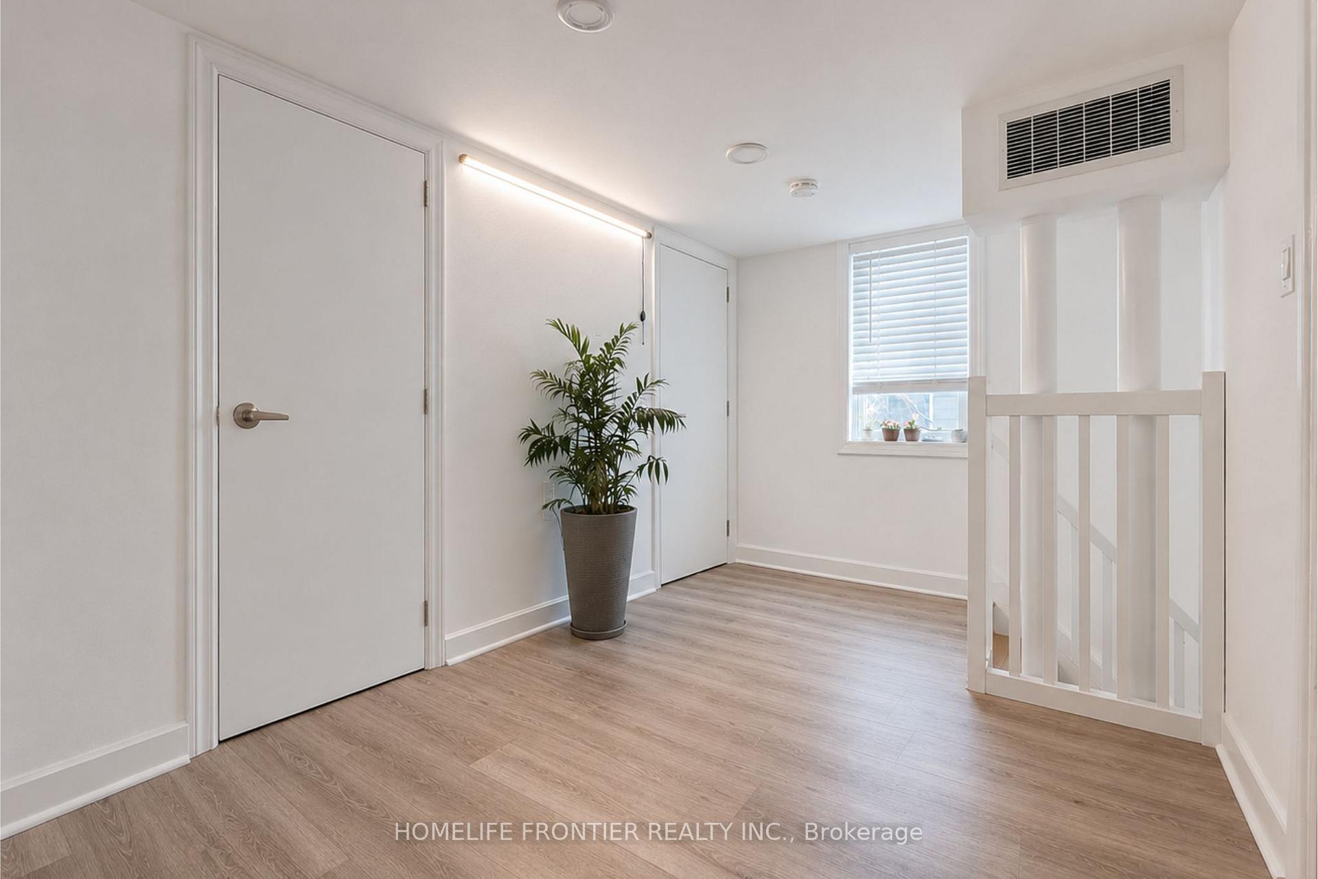 Photo 10 of 634 Gorham Street, Newmarket, Gorham-College Manor — HOMEH