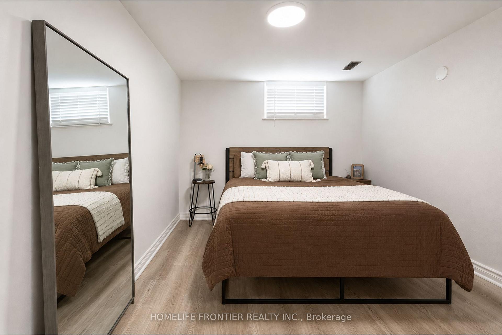 Photo 20 of 634 Gorham Street, Newmarket, Gorham-College Manor — HOMEH