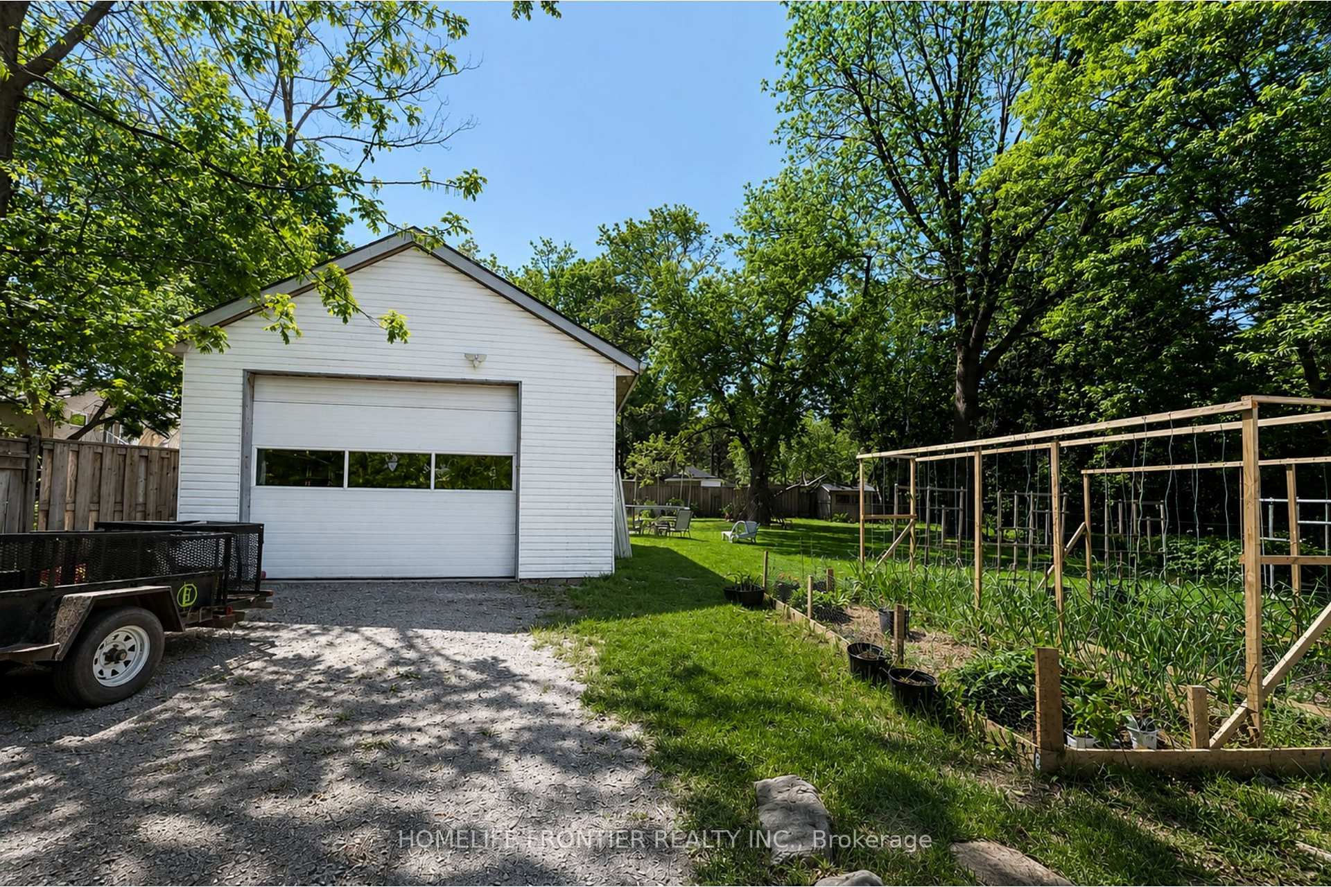 Photo 24 of 634 Gorham Street, Newmarket, Gorham-College Manor — HOMEH