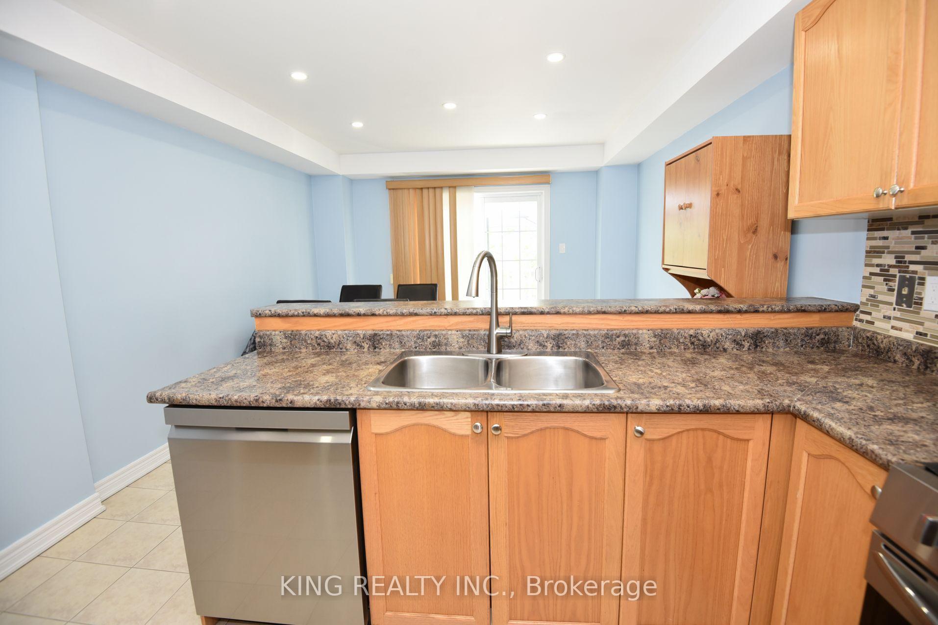 Photo 23 of 2817 Bur Oak Avenue, Markham, Cornell — HOMEH