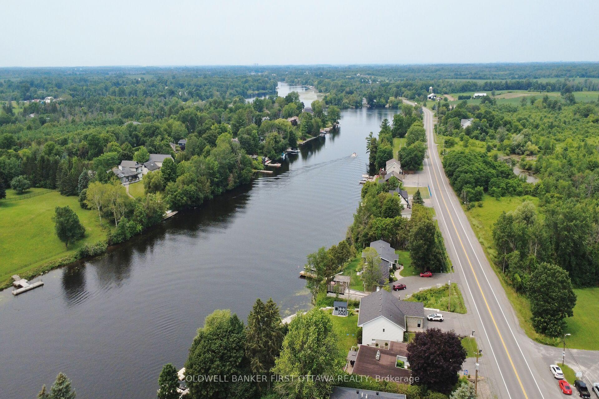 Photo 39 of 2014 River Road N, Ottawa, Manotick East to Manotick Station — HOMEH